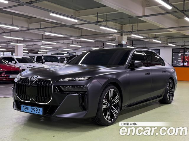 BMW i7 G70 xDrive 60 Freeze Seoul Edition - фото 0
