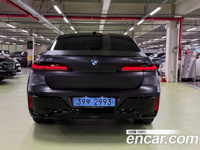 BMW i7 G70 xDrive 60 Freeze Seoul Edition - фото 4
