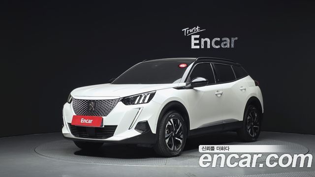 Peugeot 2008 2-го поколения EV GT - фото 0