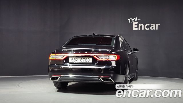 Lincoln Continental 10-го поколения 3.0 AWD - фото 3