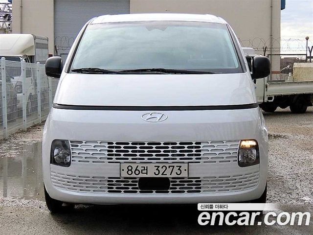 Hyundai Staria Cargo 3-Seater Modern - фото 0