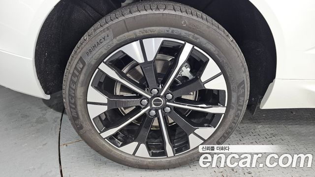 Volvo XC60 2-го поколения T8 Ultra Bright - фото 3