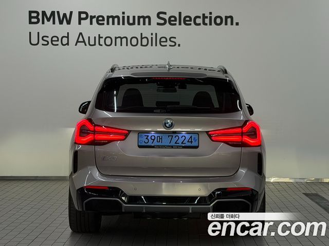 BMW iX3 M Sports - фото 2