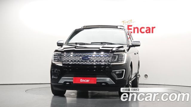Ford Expedition Platinum 4WD 7Seater - фото 2