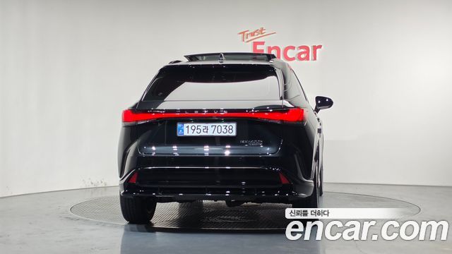Lexus RX 500h 5-го поколения F-Sport - фото 3