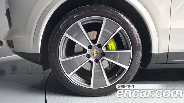 Porsche Cayenne PO536 3.0 E-Hybrid Coupe - фото 4