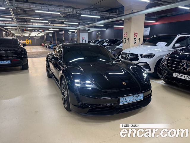Porsche Taycan Base - фото 4