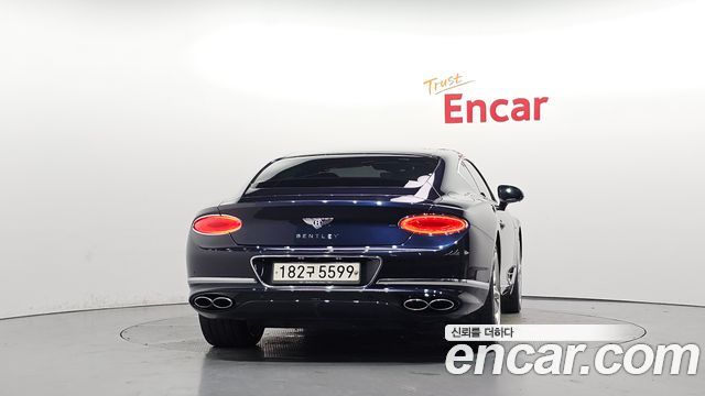Bentley Continental GT 4.0 GT - фото 3