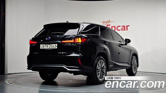 Lexus RX 450h 4-го поколения Executive - фото 1