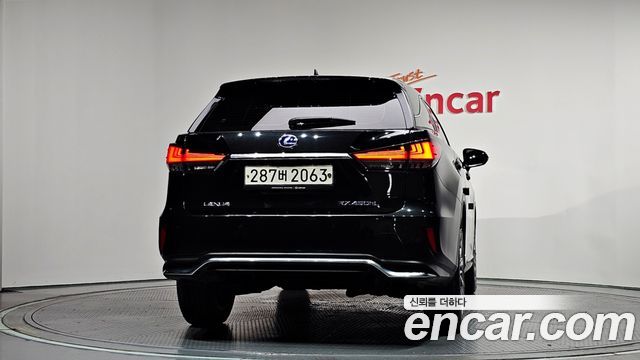 Lexus RX 450h 4-го поколения Executive - фото 3