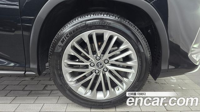 Lexus RX 450h 4-го поколения Executive - фото 4