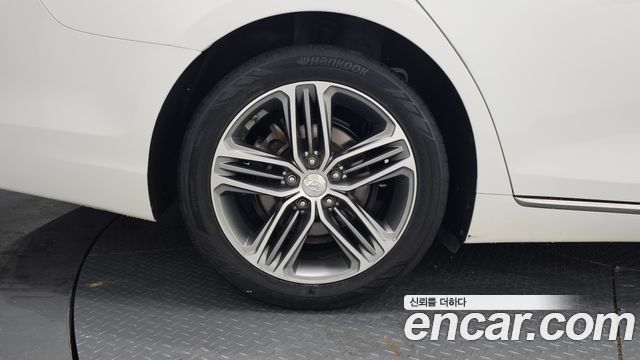 Hyundai Grandeur IG 3.0 LPi Modern (Rental Car) - фото 4