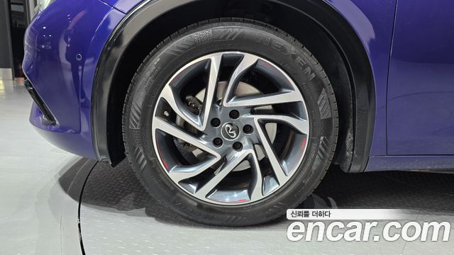 Infiniti Q30 2.0 Essential - фото 4