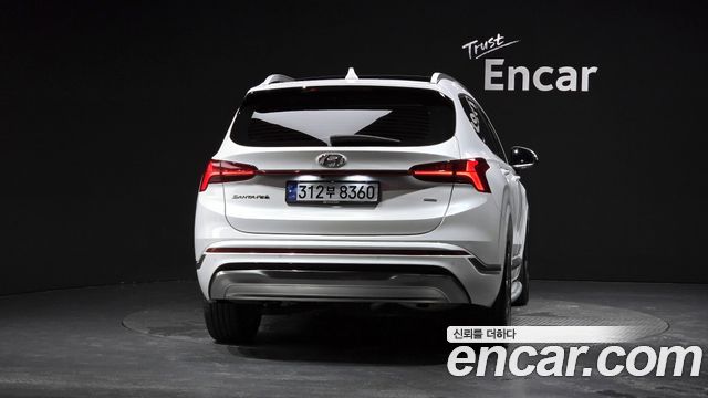 Hyundai Santafe New Diesel 2.2 4WD Calligraphy - фото 3
