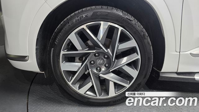 Hyundai Santafe New Diesel 2.2 4WD Calligraphy - фото 4