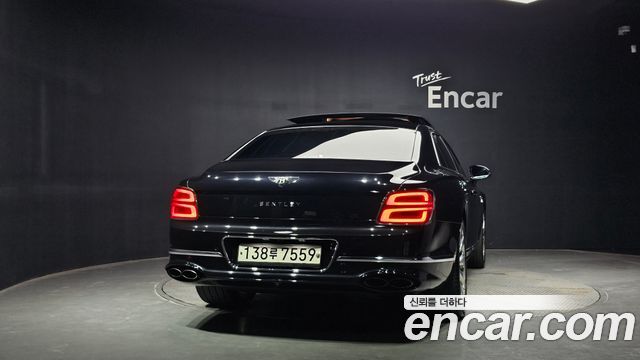 Bentley Flying Spur 3-го поколения 4.0 - фото 2