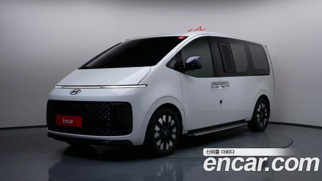 Hyundai Staria 4WD Lounge 7-Seater Inspiration - фото 0