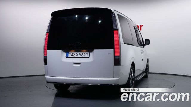 Hyundai Staria 4WD Lounge 7-Seater Inspiration - фото 3