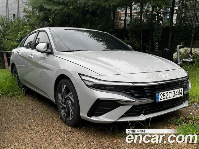 Hyundai Avante New CN7 1.6 Inspiration - фото 0