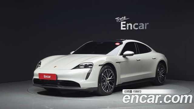 Porsche Taycan Base - фото 0