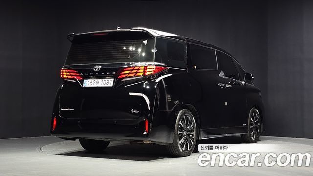 Toyota Alphard 4-го поколения 2.5 HEV Executive AWD - фото 1