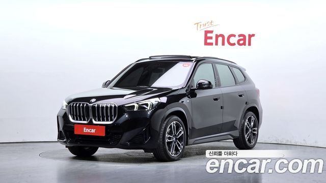 BMW X1 U11 xDrive 20i M Sport - фото 0