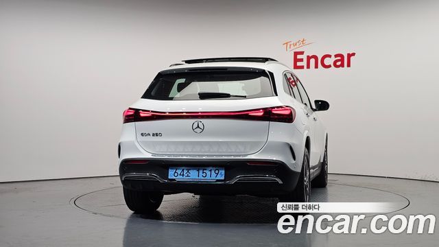 Mercedes-Benz EQA H243 EQA250 AMG Line - фото 3