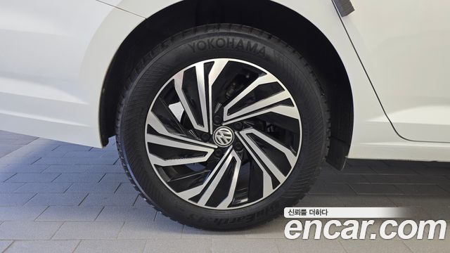 Volkswagen Jetta 7-го поколения 1.4 TSI Prestige - фото 4