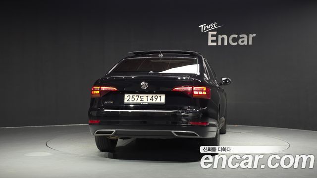 Volkswagen Jetta 7-го поколения 1.4 TSI Prestige - фото 3