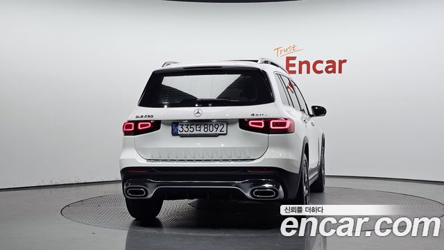 Mercedes-Benz GLB-Class X247 GLB250 4MATIC - фото 2