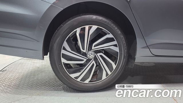 Volkswagen Jetta 7-го поколения 1.4 TSI Prestige - фото 4