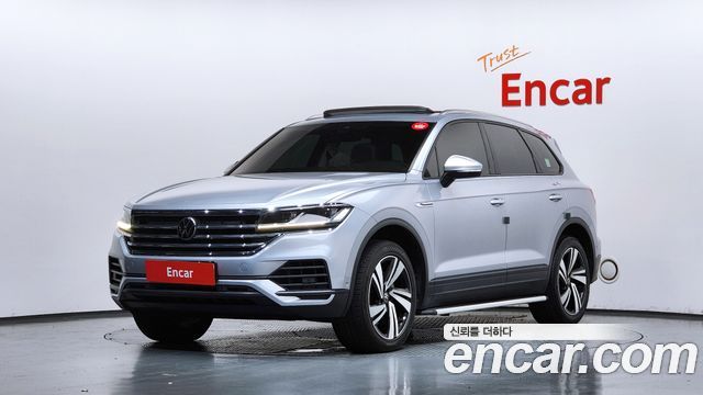 Volkswagen Touareg 3-го поколения 3.0 TDI Premium - фото 0
