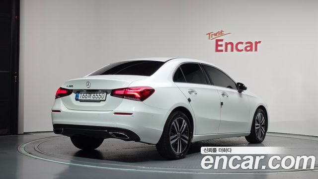 Mercedes-Benz A-Class W177 A220 Sedan - фото 1