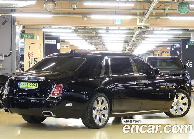 Rolls-Royce Phantom 6.7 EWB V12 - фото 2