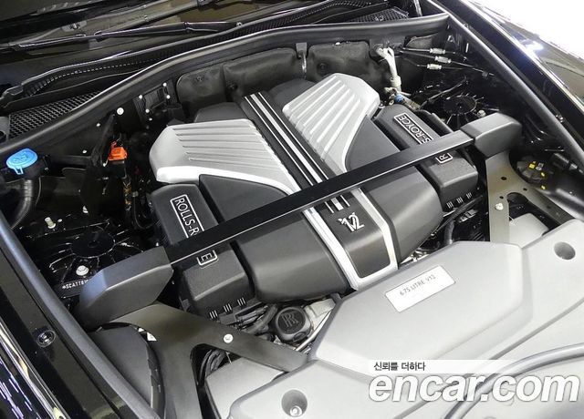Rolls-Royce Phantom 6.7 EWB V12 - фото 4