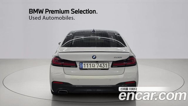 BMW 5 Series G30 520i M Sport - фото 3
