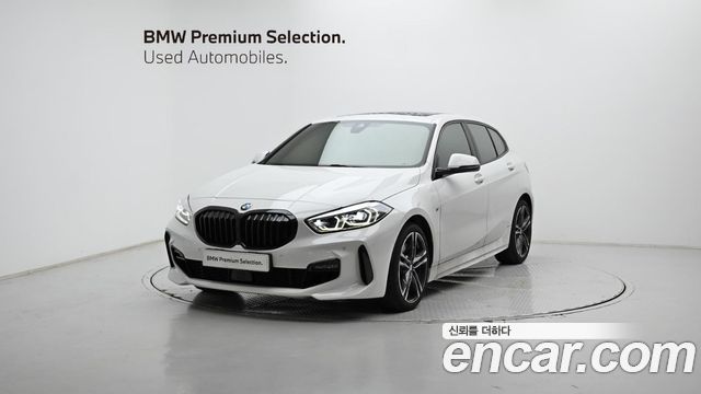 BMW 1 Series F40 120i M Sports - фото 0