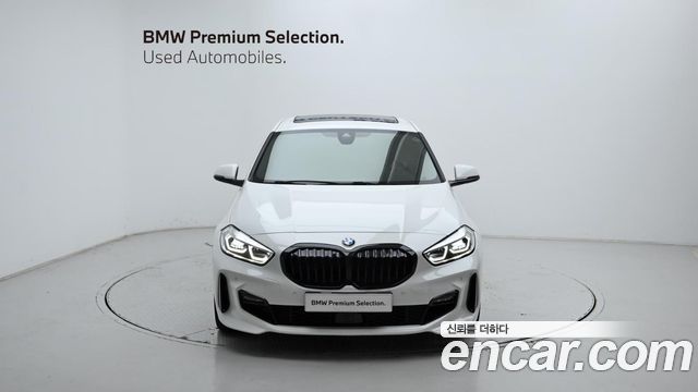 BMW 1 Series F40 120i M Sports - фото 2