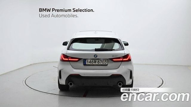 BMW 1 Series F40 120i M Sports - фото 3