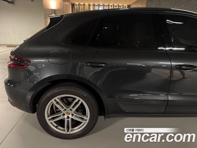 Porsche Macan 2.0 95B - фото 2