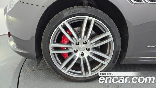 Maserati Quattroporte 3.0 V6 Granlusso - фото 4