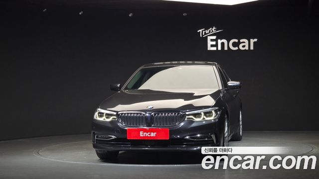 BMW 5 Series G30 530i xDrive Luxury Plus - фото 2