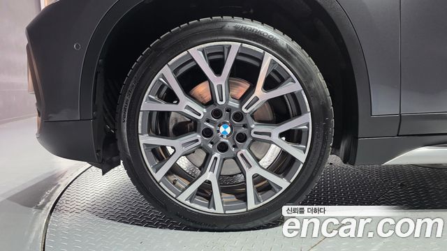 BMW X1 F48 xDrive 20i xLine - фото 4