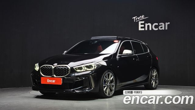 BMW 1 Series F40 M135i xDrive - фото 0