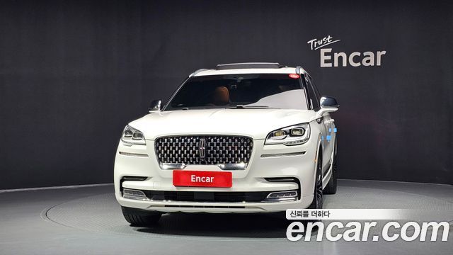 Lincoln Aviator 2-го поколения 3.0 Black Label AWD - фото 2