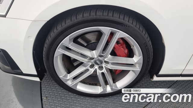Audi S8 D5 4.0 TFSI Quattro LWB - фото 4
