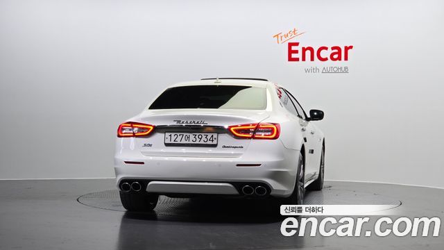 Maserati Quattroporte S Q4 3.0 V6 Granlusso - фото 3