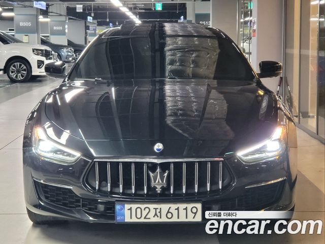 Maserati Ghibli 2.0 GT 3rd - фото 1