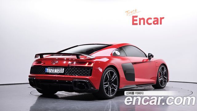 Audi R8 5.2 V10 Performance Coupe - фото 1