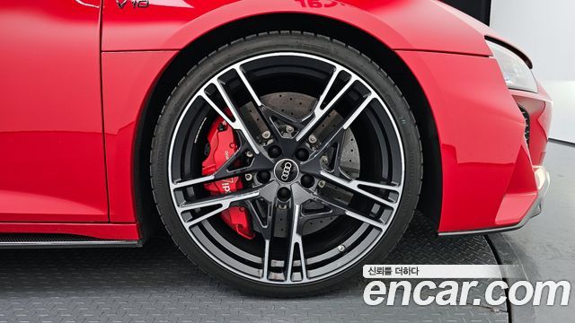 Audi R8 5.2 V10 Performance Coupe - фото 4